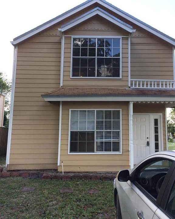 1st image of 1073 Forsythia Ln