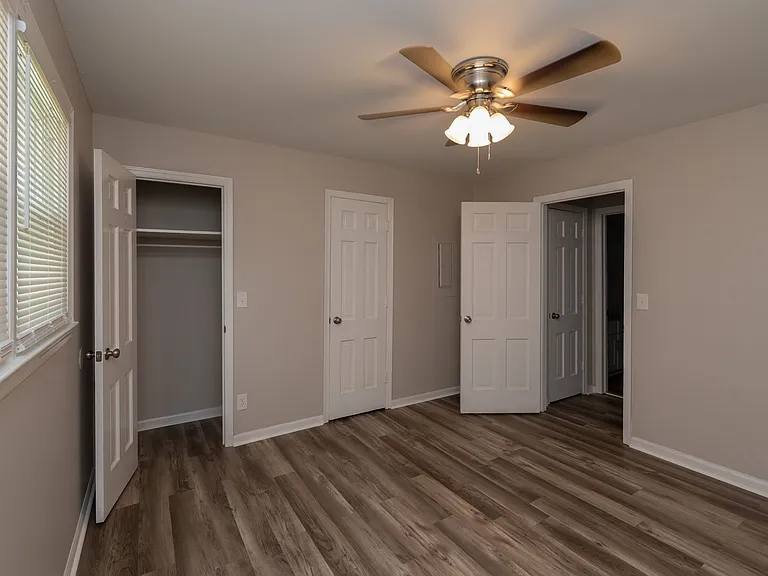1602 Johns Rd #C — Photo 29