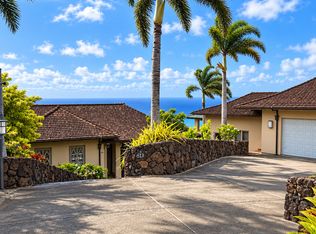 613 Moaniala St, Honolulu, HI 96821