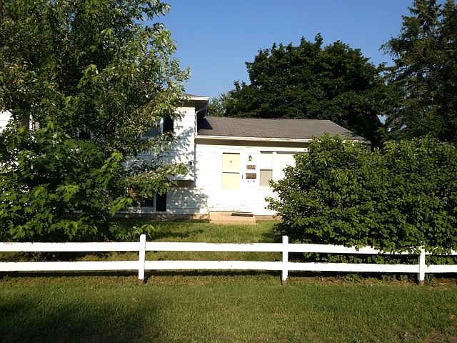 1st image of 675 Kenilworth St