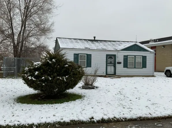 405 Sehring Ave, Joliet, IL 60436