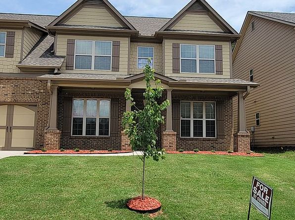 3573 Fallen Oak Dr