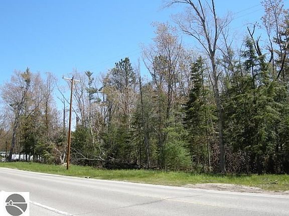 2nd image of W Harbor Hwy #61