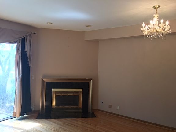 4th image of 1609 Woodhaven Ct