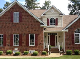 11837 Club Ridge Dr, Chester, VA 23836