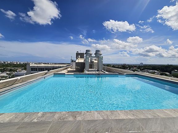 2nd image of Cond Crystal Calle De Diego Apto 802 House 368
