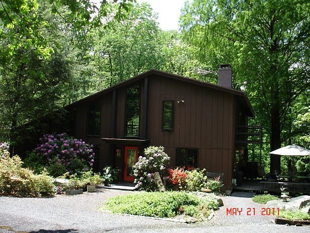 1st image of 39 Shagbark Ln