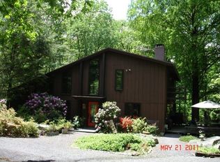 39 Shagbark Ln, Douglassville, PA 19518