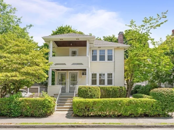 10-12 Auburn St, Waltham, MA 02453
