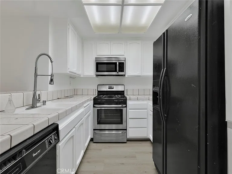 7800 Topanga Canyon Blvd #216 — Photo 14