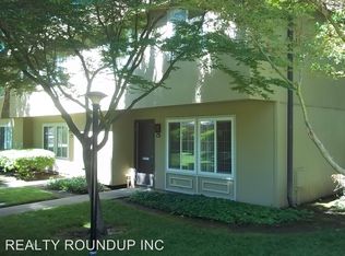 8883 Salmon Falls Dr UNIT F, Sacramento, CA 95826