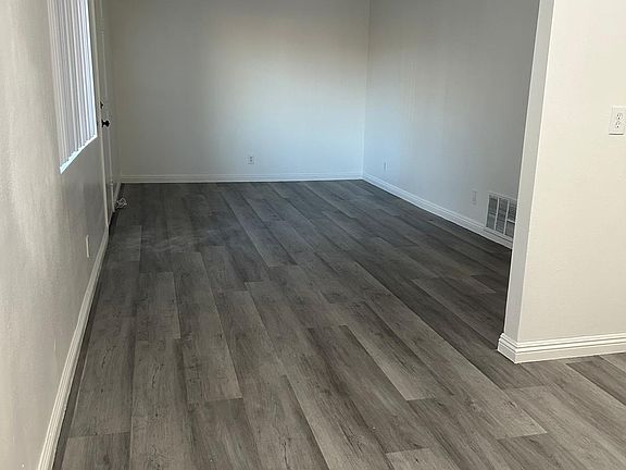 5th image of 6910 Simpson Ave APT 7