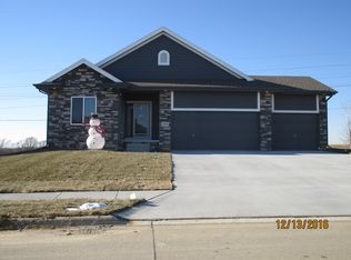 13503 S 47th St, Bellevue, NE 68133