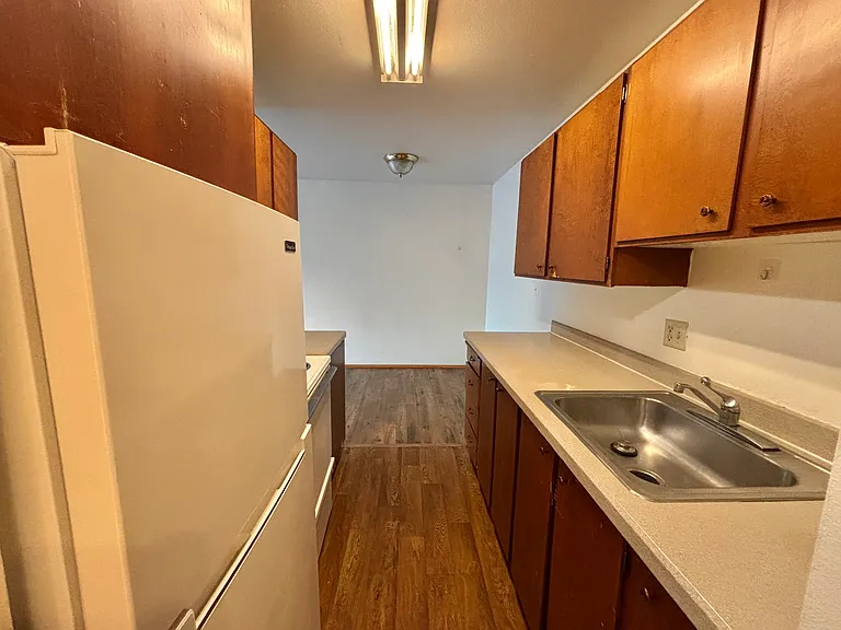 Tyee Apartments — Photo 26