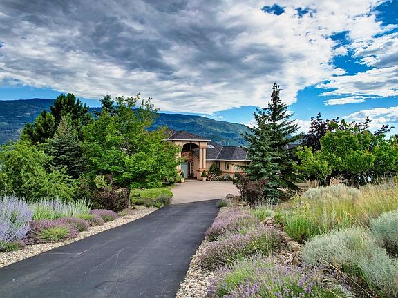 4th image of 245 Kalamalka Lakeview Dr #11
