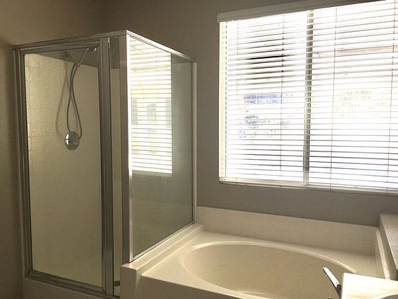 5th image of 40564 Symphony Park Ln
