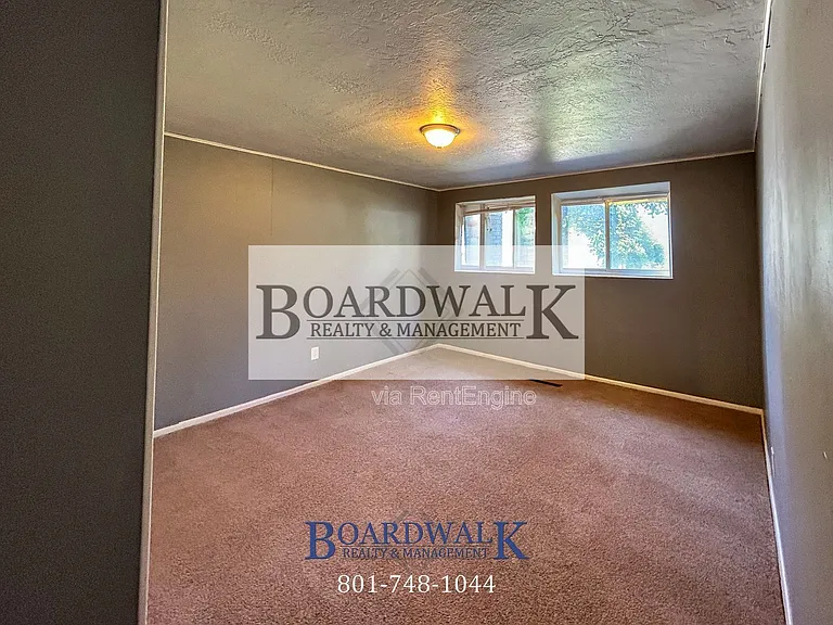 1528 E 8640 S #BASEMENT — Photo 12