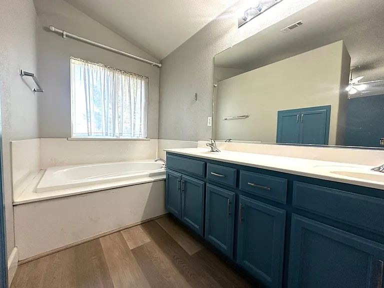 2601 Roberts Rd — Photo 12