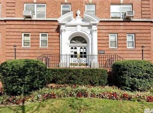 69-11 Yellowstoen Blvd #B27, forest hills, NY 11375