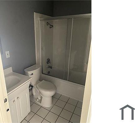 3rd image of 912 Bishop Dr APT 1