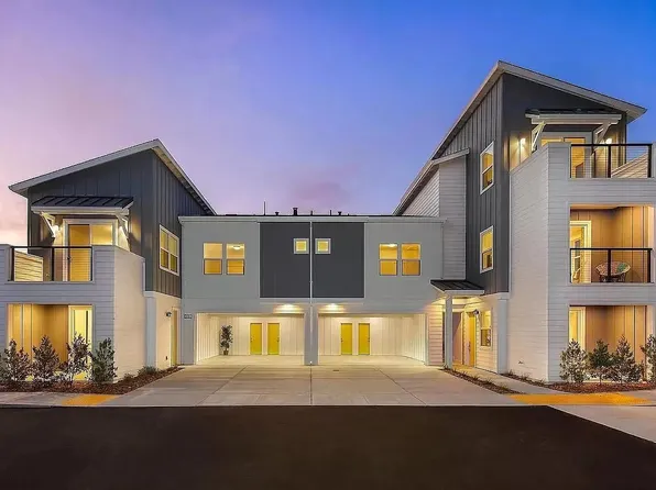 1226 Raphael St, Santa Rosa, CA 95404