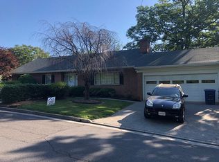 105 Salem Ave, Front Royal, VA 22630