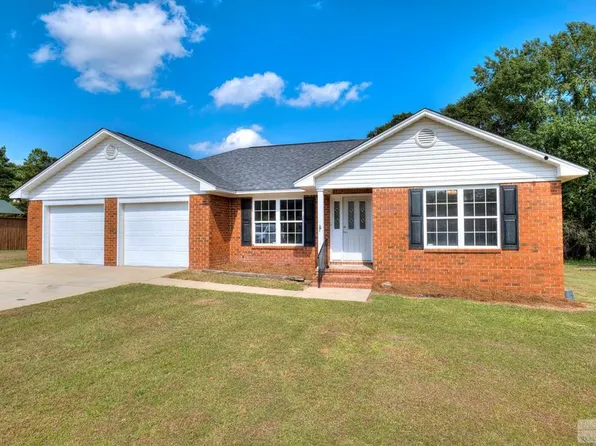 2645 Cliffwood Ct, Dalzell, SC 29040