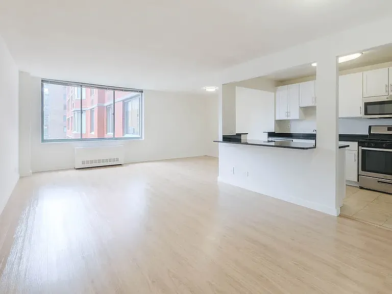 750 Columbus Ave #2F — Photo 58