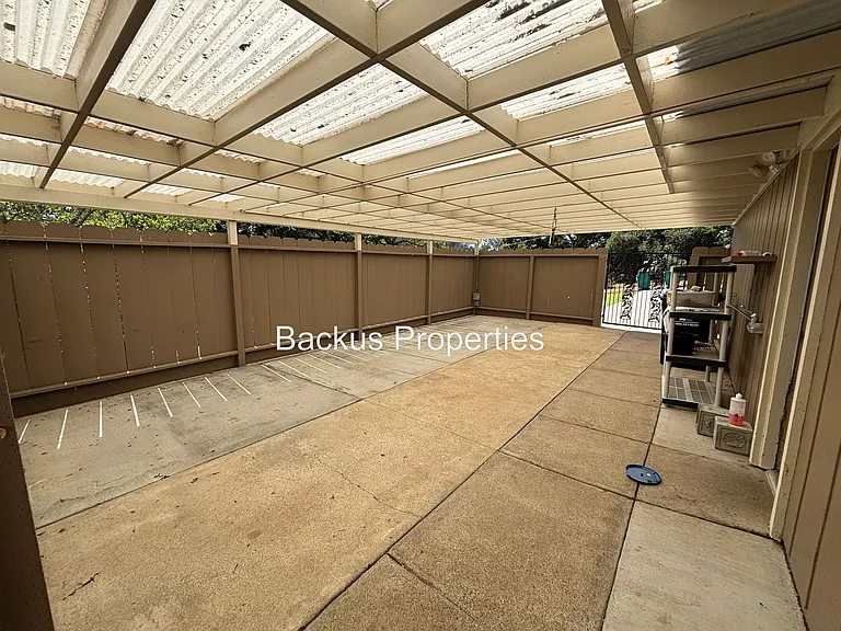 17240 Tamara Ln — Photo 23
