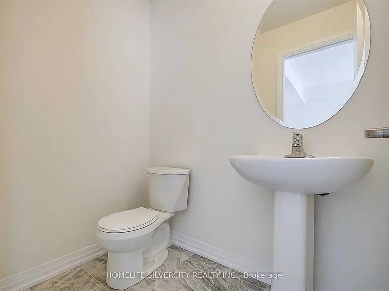 53 Ravenbury St — Photo 8