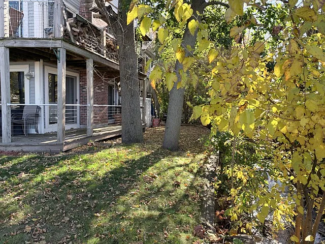 2 bed, 1600 sqft, $3,000 — Photo 2