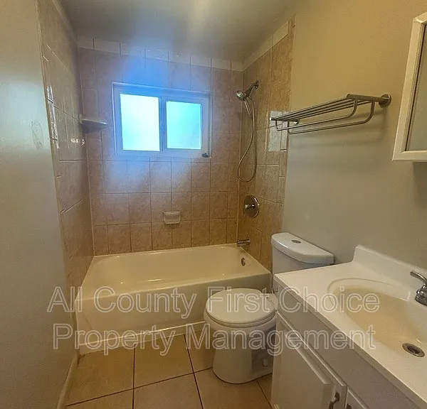 1530 Carmel Ave #2 — Photo 7