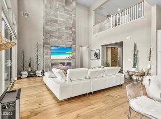 715 W Pleasant Oak Trl, Reno, NV 89511