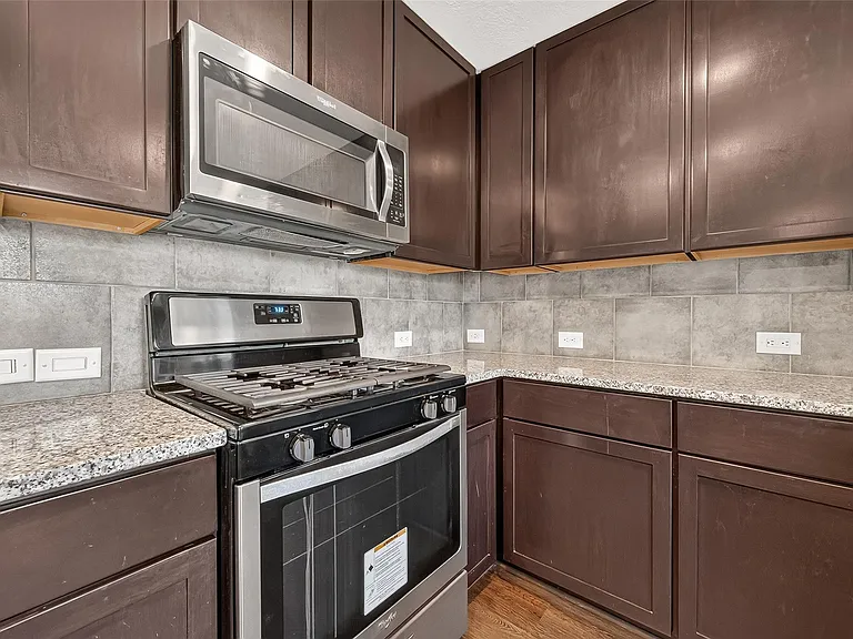8932 Hollister Commons Ln — Photo 14