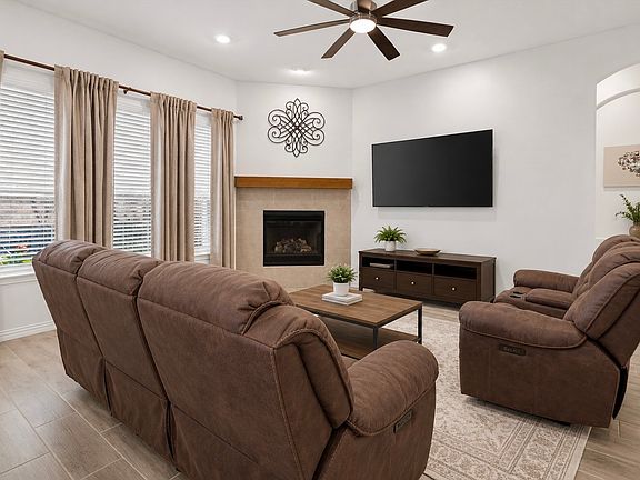 4th image of 14817 Gilley Ln
