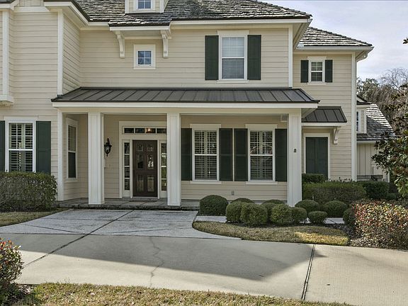 2nd image of 101 Laurel Ct