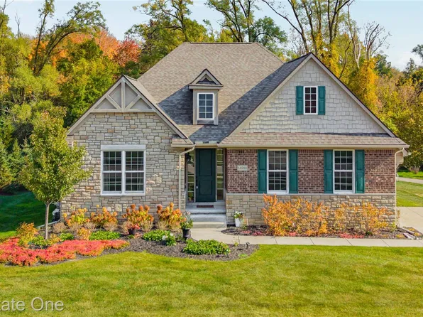 16988 Forest Edge, Northville, MI 48168