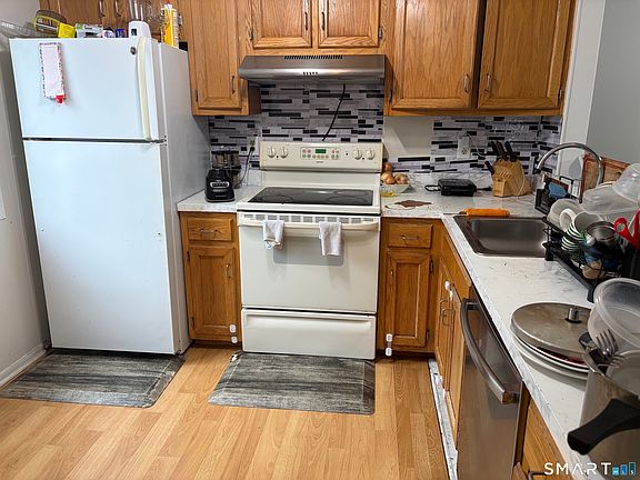 5th image of 56 Franklin Street #2-5