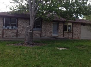 102 S Pinewood Ave, Republic, MO 65738