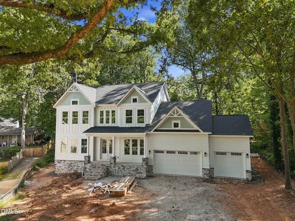 7300 Valleycross Cir, Raleigh, NC 27615