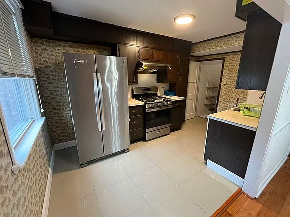 5th image of 6650 Tackawanna St