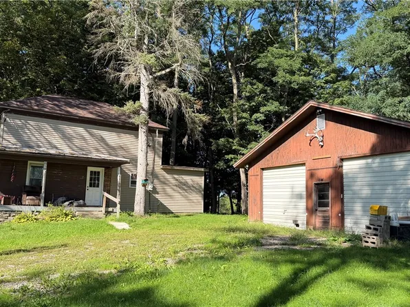 214 Fort Leazier Rd, Mexico, NY 13114