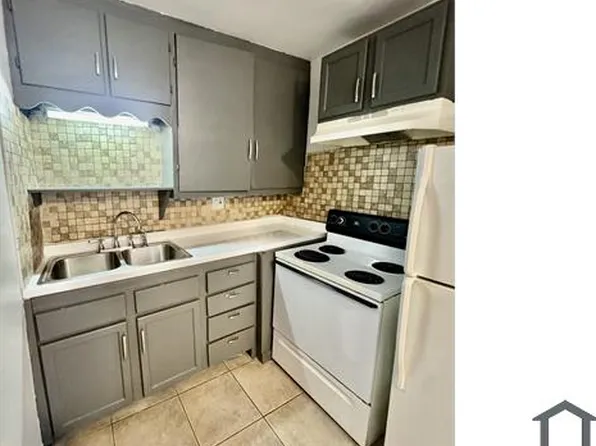 720 N 10th St APT 1, Las Vegas, NV 89101