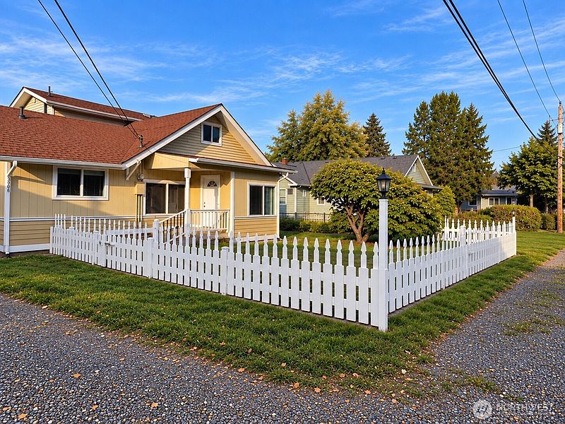 2nd image of 38200 SE 85Th