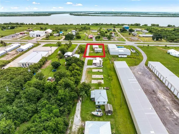 Georges Ln, Venice, LA 70091