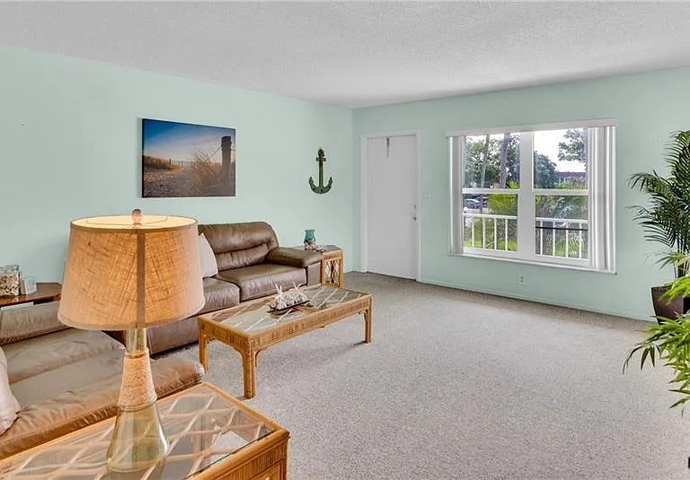 6 Vista Palm Ln #202 — Photo 4