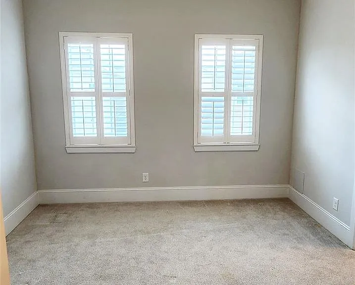 11 Rafters Row — Photo 21
