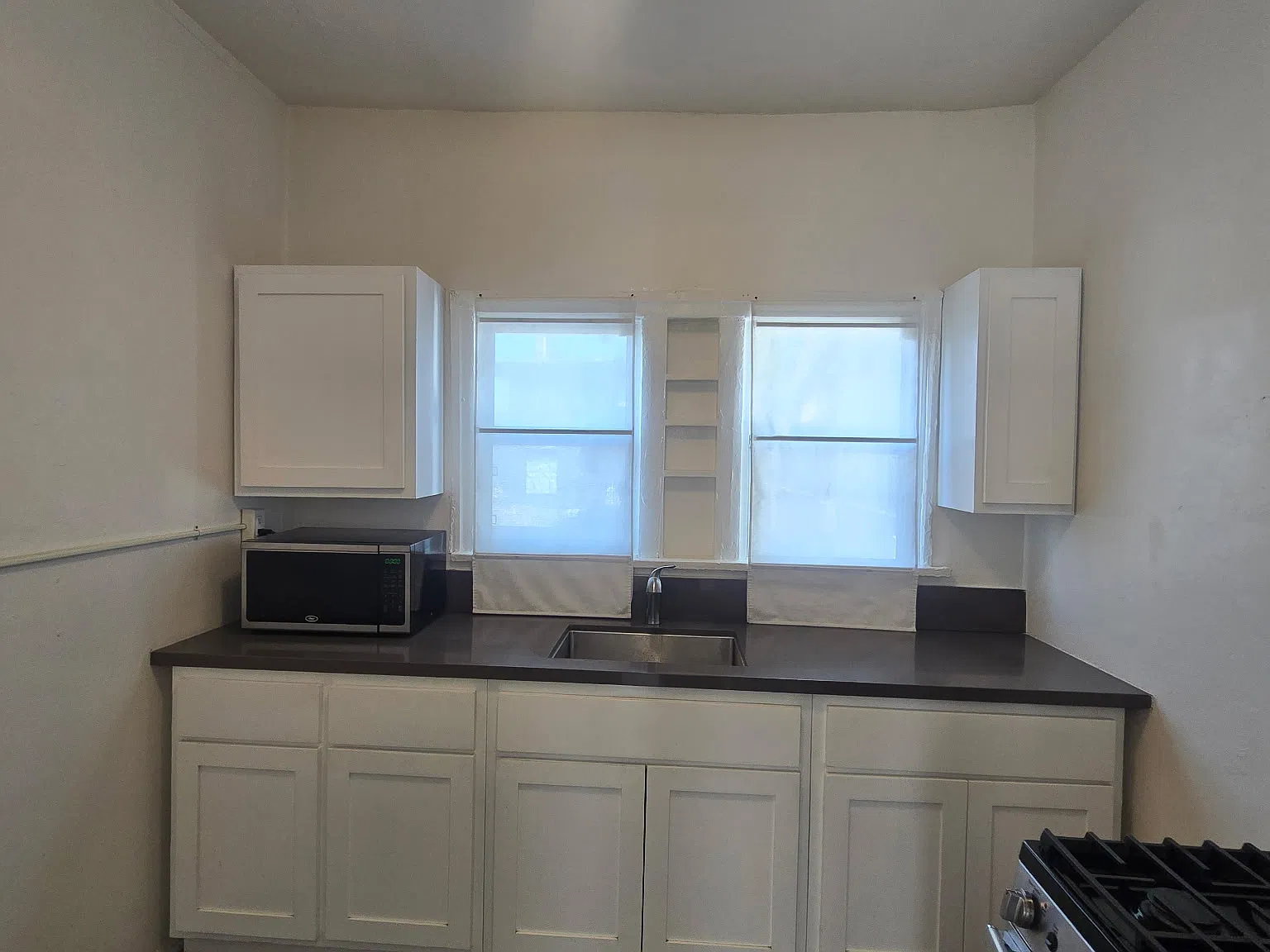 Studio, 450 sqft, $1,295 — Photo 3