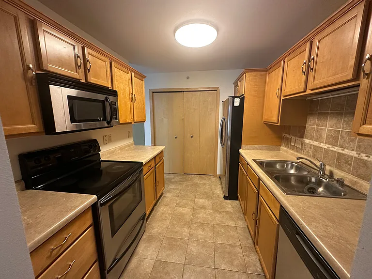 8206 Starr Grass Dr #207 — Photo 13