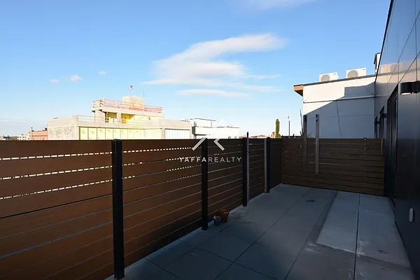 Rented by Yaffa Realty LLC | media 62